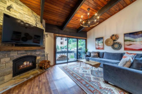 Mammoth Estates 210